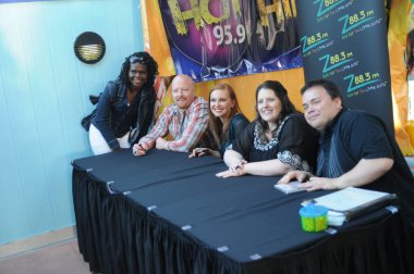 8 Nisan 2012 'de Orlando Florida' da yıllık Deniz Dünyasının Paskalya Gündoğumu Servisi. 