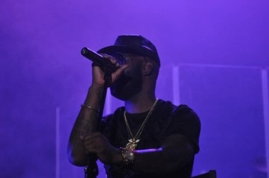 R & B Şarkıcıları Keith Sweat, Jagged Edge, Dru Hill ve Sisqo 15 Kasım 2014 'te Orlando Florida' daki CFE Arena 'da sahne aldılar.. 