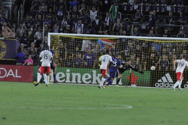 Orlando City 27 Eylül 2017 'de Orlando City Stadyumu' nda New England Devrimi 'ne ev sahipliği yaptı..