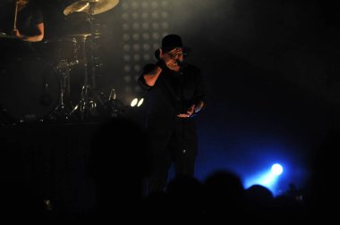 Christian Rock Bands Audio Adrenaline ve Kutless 23 Mart 2014 'te Osceola Sahne Sanatları Merkezi Kissimmee, FL' de sahne almaktadır..  