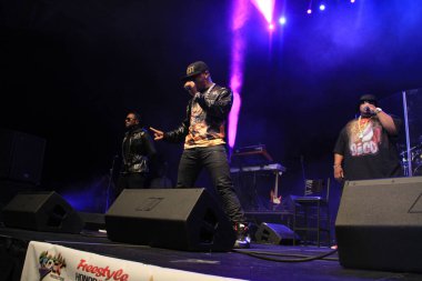 R & B Şarkıcıları Keith Sweat, Jagged Edge, Dru Hill ve Sisqo 15 Kasım 2014 'te Orlando Florida' daki CFE Arena 'da sahne aldılar.. 