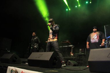 R & B Şarkıcıları Keith Sweat, Jagged Edge, Dru Hill ve Sisqo 15 Kasım 2014 'te Orlando Florida' daki CFE Arena 'da sahne aldılar.. 