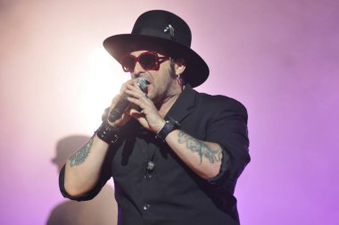 Christian Rock Bands Audio Adrenaline ve Kutless 23 Mart 2014 'te Osceola Sahne Sanatları Merkezi Kissimmee, FL' de sahne almaktadır..  