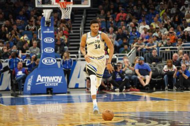 Orlando Magic, 8 Şubat 2020 tarihinde Orlando Florida 'daki Amway' de Milwaukee Bucks 'a ev sahipliği yaptı.. 