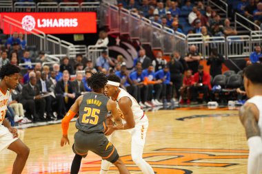 Orlando Magic, 8 Şubat 2020 tarihinde Orlando Florida 'daki Amway' de Milwaukee Bucks 'a ev sahipliği yaptı.. 