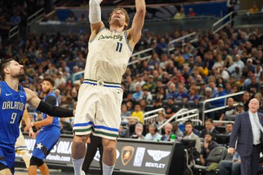 Orlando Magic, 8 Şubat 2020 tarihinde Orlando Florida 'daki Amway' de Milwaukee Bucks 'a ev sahipliği yaptı..  