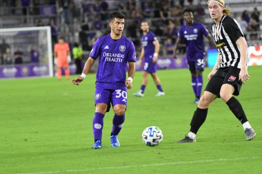 Orlando Magic, 8 Şubat 2020 tarihinde Orlando Florida 'daki Amway' de Milwaukee Bucks 'a ev sahipliği yaptı.. 