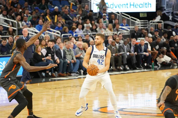 Orlando Magic Приймає Даллас Маверікс Amway Center Орландо Флориді Ятницю — стокове фото