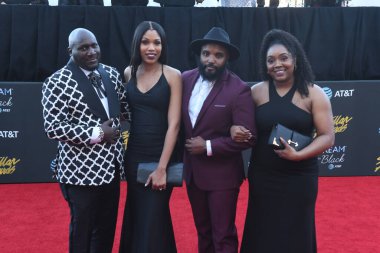 Kırmızı Halı Fotoğrafları 29 Mart 2019 Cumartesi günü Las Vegas 'taki Orleans Resort' ta düzenlenen 34. Yıldız Ödülleri sırasında çekildi.