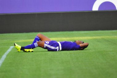 Orlando City SC, 6 Mayıs 2016 'da Orlando Florida' daki Dünya Kampı Stadyumu 'nda New York Red Bulls' a ev sahipliği yaptı..  