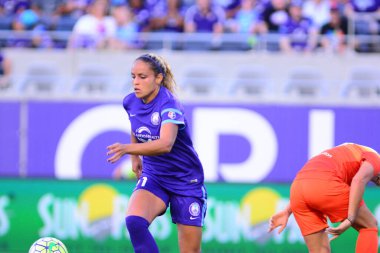 Orlando Pride sunucusu Houston Dash 23 Haziran 2016 'da Orlando Florida' daki Dünya Kampı Stadyumu 'nda..