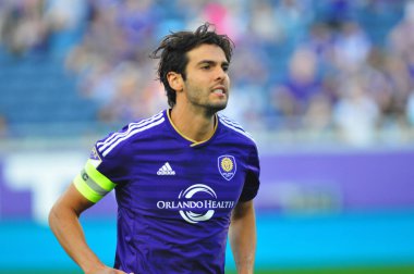 Orlando City SC, 6 Mayıs 2016 'da Orlando Florida' daki Dünya Kampı Stadyumu 'nda New York Red Bulls' a ev sahipliği yaptı..  