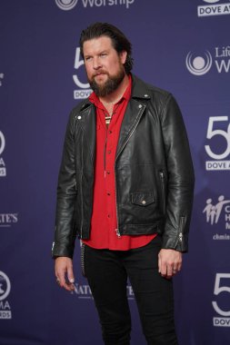 15 Ekim 2019 'da Nashville, Tennessee' deki Linbscome Üniversitesi 'nde verilen 50. GMA Dove Ödülleri sırasında kırmızı halı. 