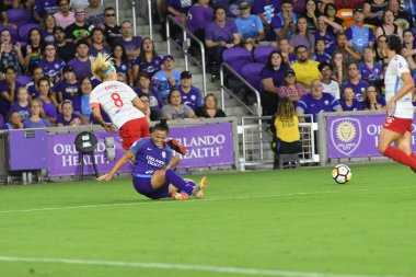 Orland Pride, 25 Ağustos 2018 'de Orlando Florida' daki Exploria Stadyumu 'nda Chicago Red Stars' a ev sahipliği yapıyor..  