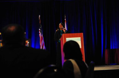 Florida Valisi Rick Scott 13 Ekim 2015 'te Orlando Florida' daki İnanç Sempozyumunda konuşma yapacak..