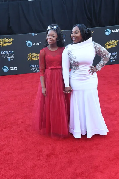 Kırmızı Halı Fotoğrafları 29 Mart 2019 Cumartesi günü Las Vegas 'taki Orleans Resort' ta düzenlenen 34. Yıldız Ödülleri sırasında çekildi.