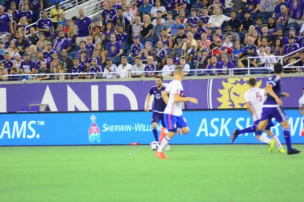Orlando City, 24 Ağustos 2016 'da Orlando Florida' daki Kamp Dünyası Stadyumunda Toronto FC 'ye ev sahipliği yaptı..