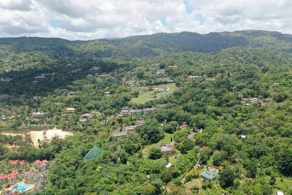 Güzel manzaranın havadan görünüşü