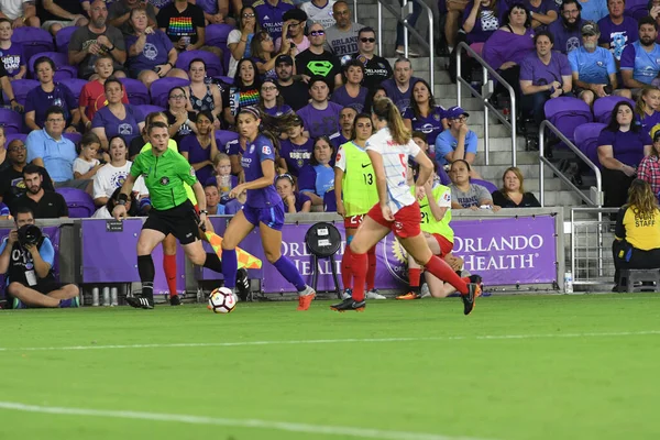 Orland Pride, 25 Ağustos 2018 'de Orlando Florida' daki Exploria Stadyumu 'nda Chicago Red Stars' a ev sahipliği yapıyor..  