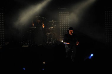 Christian Rock Bands Audio Adrenaline ve Kutless 23 Mart 2014 'te Osceola Sahne Sanatları Merkezi Kissimmee, FL' de sahne almaktadır..  