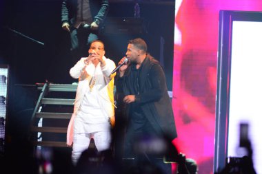 Baba Yankee ve Don Omar 7 Ağustos 2016 'da Orlando Florida' daki Amway Center 'da konser verdiler..  