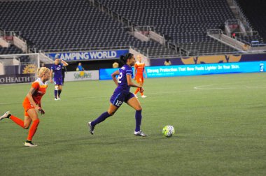 Orlando Pride sunucusu Houston Dash 23 Haziran 2016 'da Orlando Florida' daki Dünya Kampı Stadyumu 'nda..