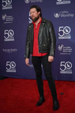 15 Ekim 2019 'da Nashville, Tennessee' deki Linbscome Üniversitesi 'nde verilen 50. GMA Dove Ödülleri sırasında kırmızı halı. 