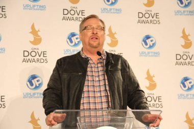 15 Ekim 2013 'te Tennessee, Nashville' deki Allen Arena 'da düzenlenen 44. GMA Dove Ödülleri' nin sahne arkasında..