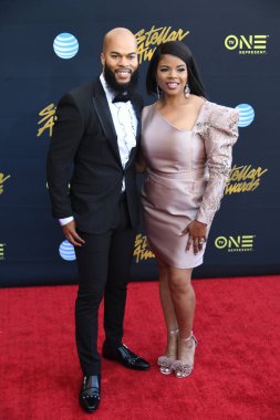 24 Mart 2018 Cumartesi günü Las Vegas 'taki Orleans Resort' ta düzenlenen 33. Yıldız Ödülleri Kırmızı Halı sırasında ünlüler. 