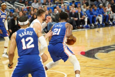 Orlando Magic 27 Aralık 2019 Cuma günü Orlando, Florida 'daki Amway Arena' da Philadelphia 76ers 'a ev sahipliği yapıyor..