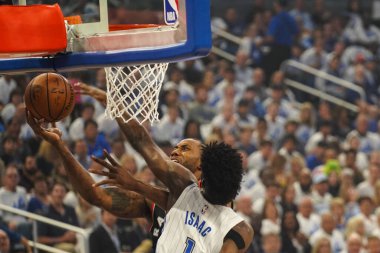 Orlando Magic 19 Nisan 2019 Cuma günü Orlando Florida 'daki Amway Arena' daki NBA Playoff 1 'de Toronto Rapçileri' ne ev sahipliği yapıyor.