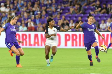 Orlando Pride, 23 Mayıs 2018 'de Orlando Florida' daki Exploria Stadyumu 'nda Kuzey Carolina Cesareti' ne ev sahipliği yapmaktadır..  