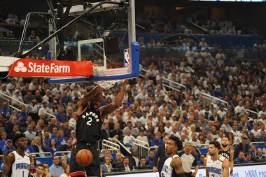 Orlando Magic 19 Nisan 2019 Cuma günü Orlando Florida 'daki Amway Arena' daki NBA Playoff 1 'de Toronto Rapçileri' ne ev sahipliği yapıyor.