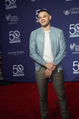 15 Ekim 2019 'da Nashville, Tennessee' deki Linbscome Üniversitesi 'nde verilen 50. GMA Dove Ödülleri sırasında kırmızı halı. 