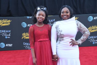 Kırmızı Halı Fotoğrafları 29 Mart 2019 Cumartesi günü Las Vegas 'taki Orleans Resort' ta düzenlenen 34. Yıldız Ödülleri sırasında çekildi.