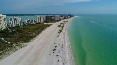 Şehir plajlı sahil manzarası çok güzel.