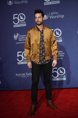 15 Ekim 2019 'da Nashville, Tennessee' deki Linbscome Üniversitesi 'nde verilen 50. GMA Dove Ödülleri sırasında kırmızı halı. 