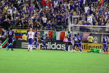 Orlando City, 24 Ağustos 2016 'da Orlando Florida' daki Kamp Dünyası Stadyumunda Toronto FC 'ye ev sahipliği yaptı..