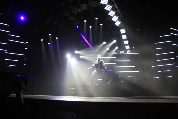 Singer Usher Performs Amway Center Orlando Florida December 2014 — Stock Photo, Image