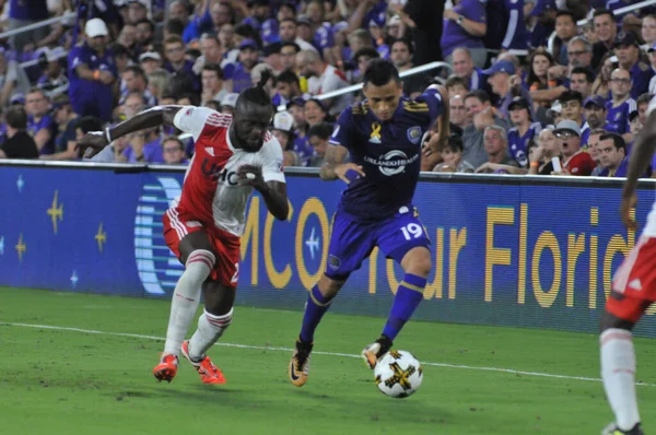 Orlando City 27 Eylül 2017 'de Orlando City Stadyumu' nda New England Devrimi 'ne ev sahipliği yaptı.. 