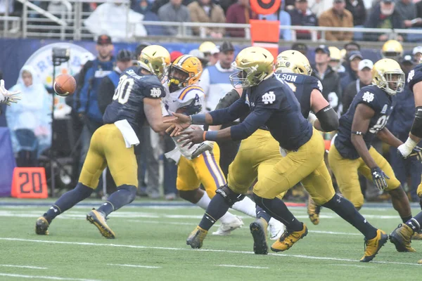 Notre Dame Gezicht Lsu Tijdens Citrus Bowl Camping World Stadium — Stockfoto