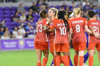 Orlando Pride 28 Haziran 2018 'de Orlando City Stadyumu' nda Houston Dash 'e ev sahipliği yaptı..  