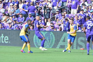 Orlando City 29 Nisan 2017 'de Orlando, Florida' daki Orlando City Stadyumu 'nda Colorado Rapids' e ev sahipliği yaptı.) 