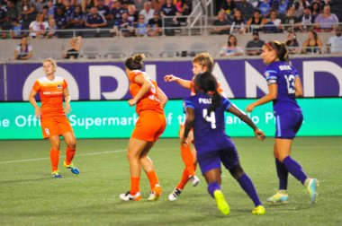 Orlando Pride sunucusu Houston Dash 23 Haziran 2016 'da Orlando Florida' daki Dünya Kampı Stadyumu 'nda..
