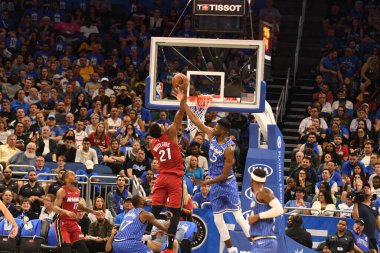 Orlando Magic 17 Ekim 2018 'de Orlando Florida' daki Amway Center 'da Miami Heat' i sunar..  