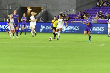 Orlando Pride, 23 Mayıs 2018 'de Orlando Florida' daki Exploria Stadyumu 'nda Kuzey Carolina Cesareti' ne ev sahipliği yapmaktadır..  