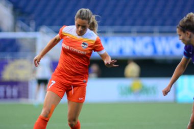 Orlando Pride sunucusu Houston Dash 23 Haziran 2016 'da Orlando Florida' daki Dünya Kampı Stadyumu 'nda..