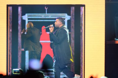 Baba Yankee ve Don Omar 7 Ağustos 2016 'da Orlando Florida' daki Amway Center 'da konser verdiler..  