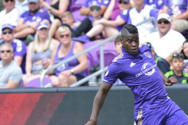 Orlando City 15 Nisan 2017 'de Florida, Orlando' daki Citrus Bowl 'da Los Angeles Galaksisine ev sahipliği yaptı.. 