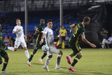 Los Angeles Galaksisi, 14 Temmuz 2020 'de Orlando Florida ABD' deki ESPN Vahşi Spor Dünyası 'nda düzenlenen MLS Sırt Turnuvası sırasında Portland Timbers ile karşı karşıya geldi..